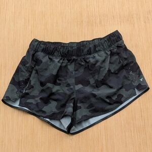 Old Navy Large StretchTech Run Shorts Camo